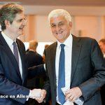 Ein normannischer Abend im Herzen Berlins 3 François Delattre et Hervé Morin le 14 juillet çà Berlin © Ambassade de France en Allemagne